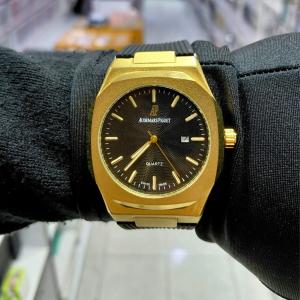 Qol saatı kişilər üçün 9S