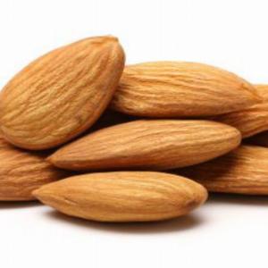 Badam iri seçilmiş